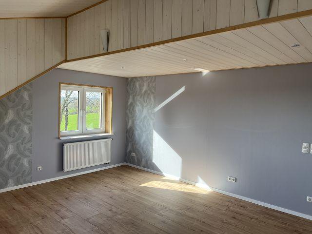 Dachgeschoßwohnung Kalbach - 3 Zimmer, 76 m&sup2;, 720&euro; | Angebot:26397944