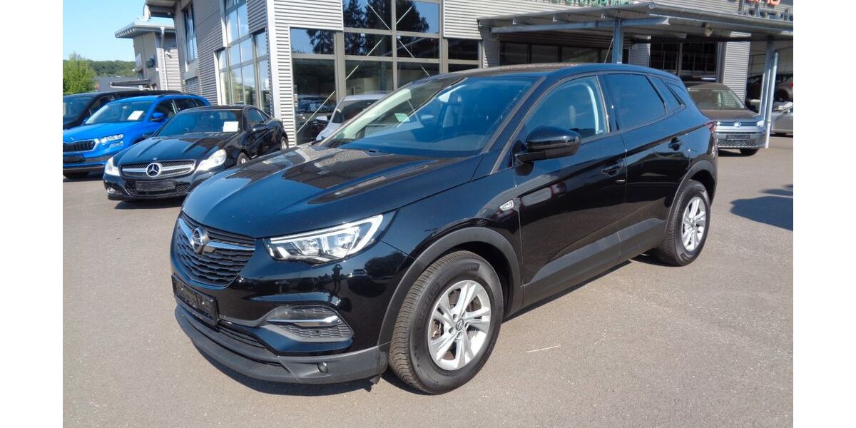 Opel Grandland (X) 126.000 km 11.999 € Lebach 66822