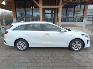 Kia CEED_SW 1.4T DCT7 VIS KOMF NAV Vision 90.200 km 14.990 &euro; Höhenkirchen-Siegertsbrun 85635