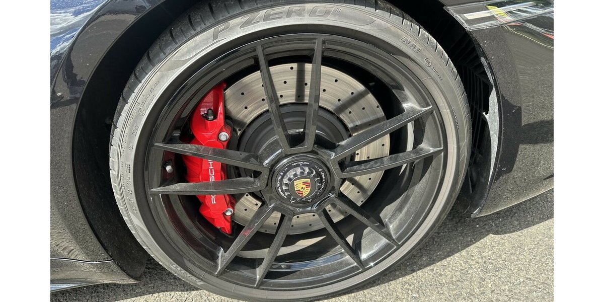 Porsche 911 Carrera 4 GTS Cabriolet 11.803 km 165.410 &euro; Mainz 55122