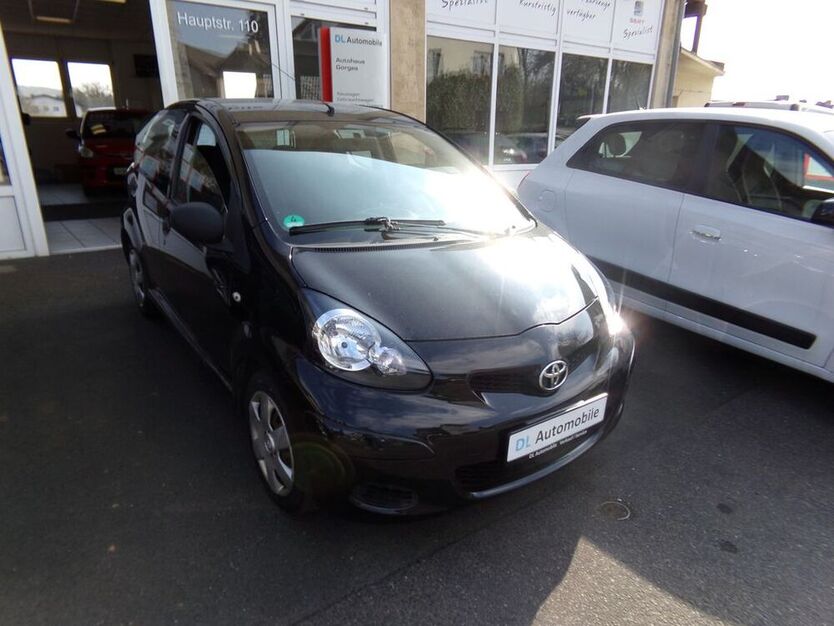 Aygo (X)