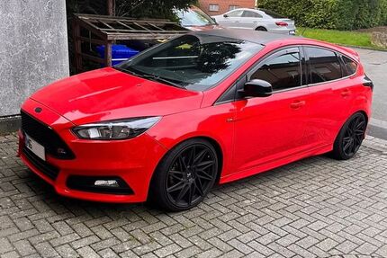 Ford Focus 47.000 km 15.000 &euro; Mönchengladbach 41236