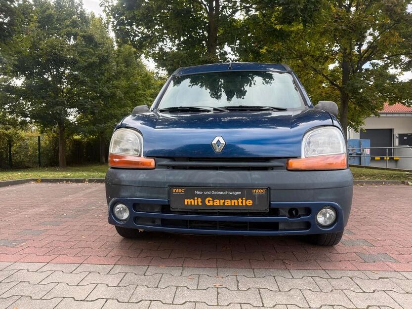 Renault Kangoo 123.000 km 2.999 € Berlin 13089