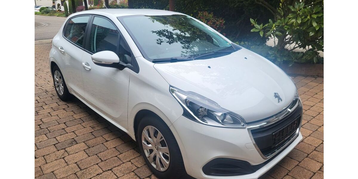 Peugeot 208 34.700 km 9.500 &euro; Bellheim 76756