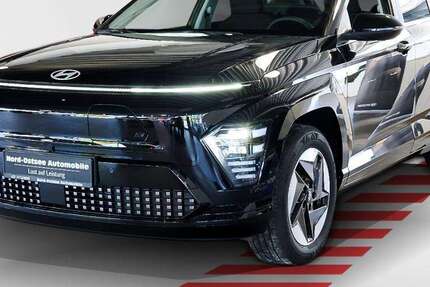 Hyundai KONA 4.500 km 36.790 &euro; Husum 25813