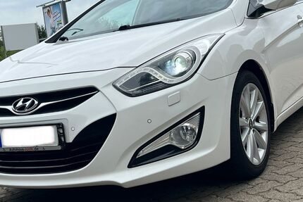 Hyundai i40 167.000 km 4.990 &euro; Salzgitter 38226