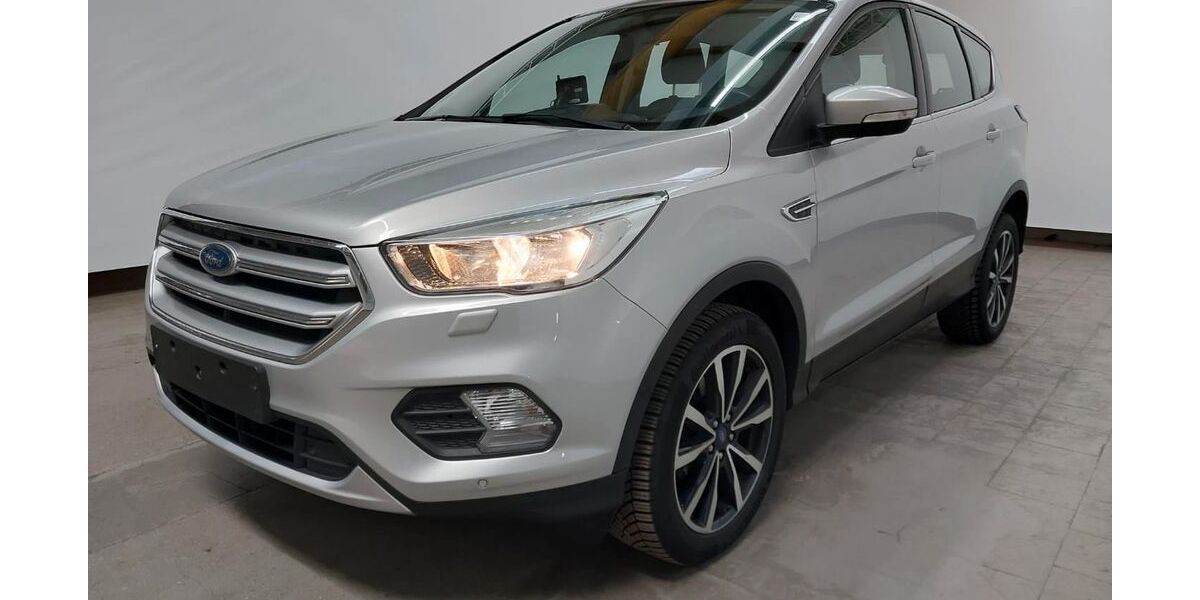 Ford Kuga 189.000 km 9.780 &euro; Rüsselsheim am Main 65428