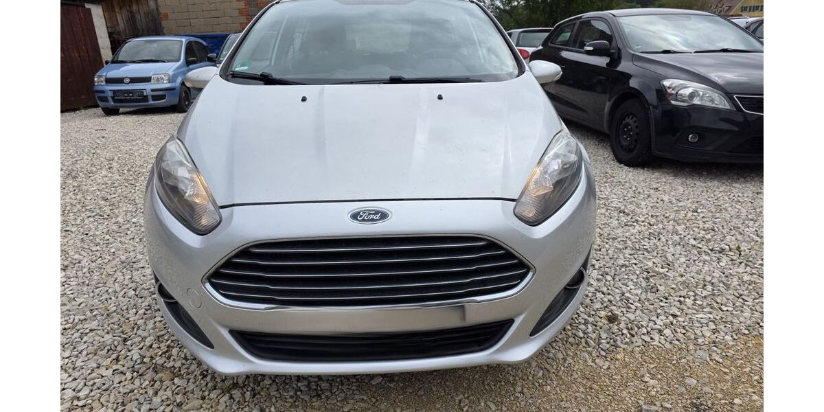 Ford Fiesta 103.500 km 3.900 &euro; Büchenbach 91186