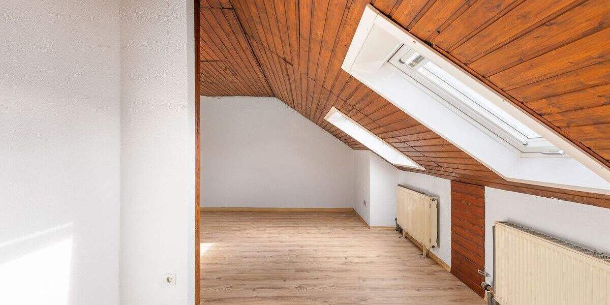 Reihenmittelhaus Regensburg Ostenviertel - 5 Zimmer, 136 m&sup2;, 499.000&euro; | Angebot:25702640