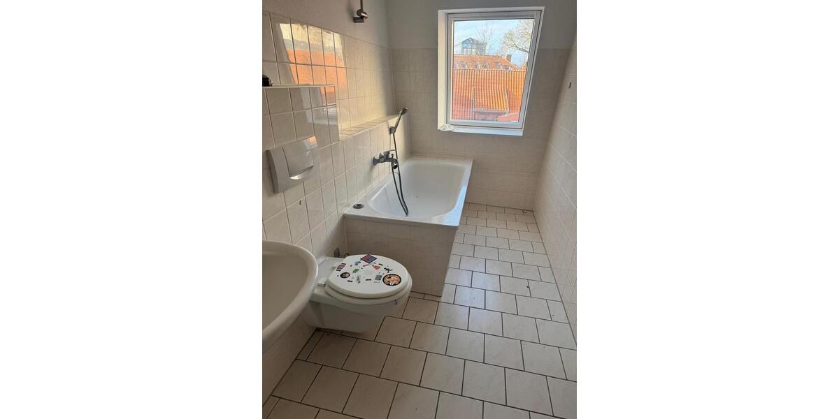 Dachgeschoßwohnung Stralsund - 2 Zimmer, 56 m&sup2;, 585&euro; | Angebot:26636290
