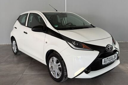 Toyota Aygo (X) 78.300 km 8.500 &euro; Weilrod 61276