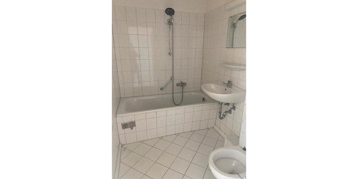 Etagenwohnung Torgelow - 3 Zimmer, 63 m&sup2;, 320&euro; | Angebot:26445247