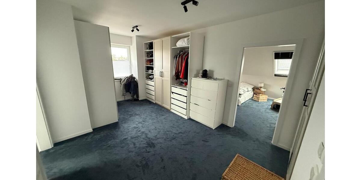 Einfamilienhaus Wahrenholz - 7 Zimmer, 251 m&sup2;, 749.000&euro; | Angebot:26491038