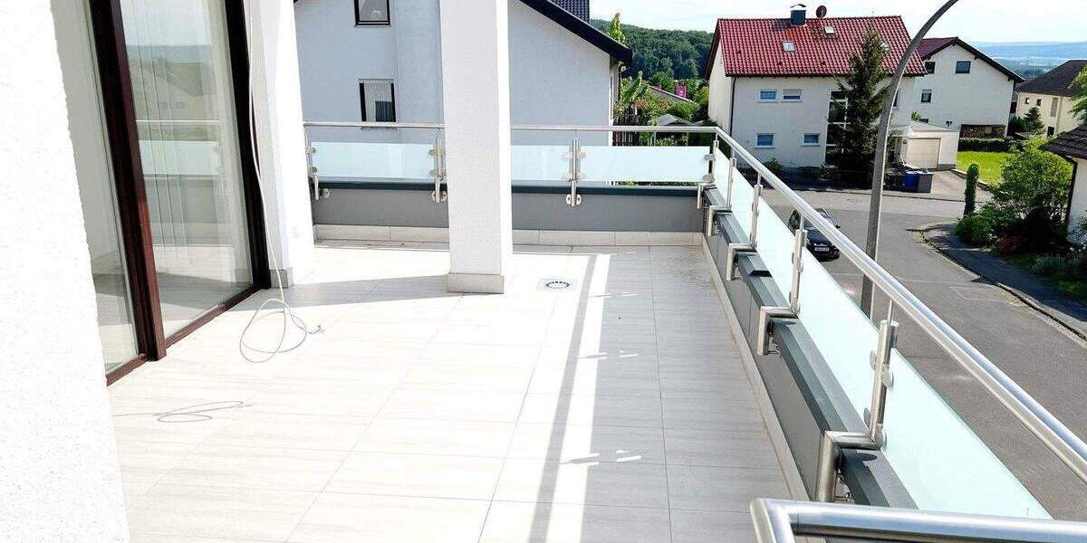 Moderne 3-Zimmer Wohnung mit Balkon und Einbauküche in Top Lage 3 zimmer