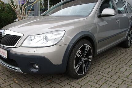 Skoda Octavia 213.599 km 5.990 € Gotha 99867