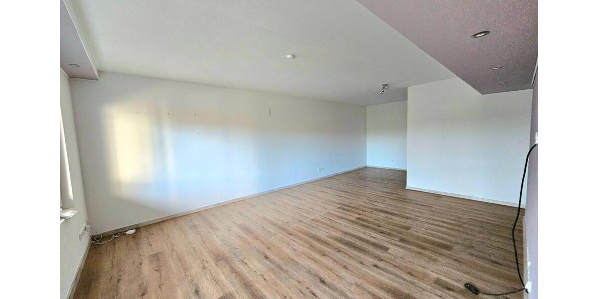 Einfamilienhaus Bad Soden-Salmünster Salmünster - 7.5 Zimmer, 310 m&sup2;, 2.490&euro; | Angebot:25656917