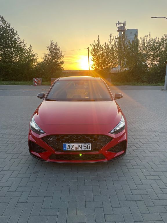 i30