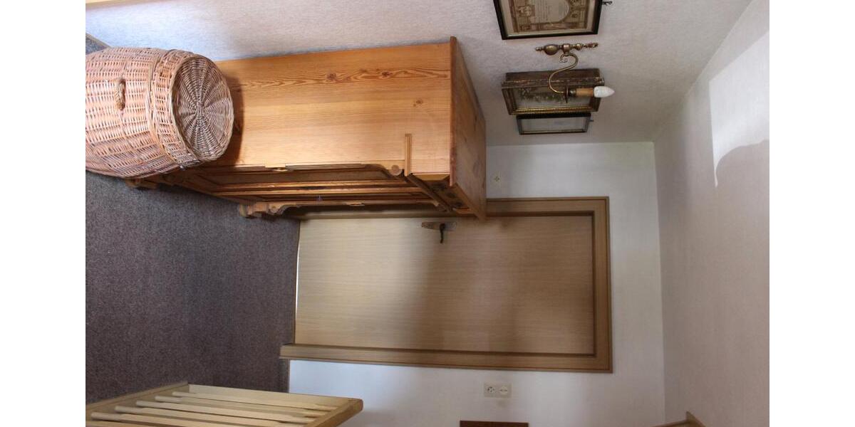 Einfamilienhaus Neunkirchen - 7 Zimmer, 110 m&sup2;, 175.000&euro; | Angebot:26818437