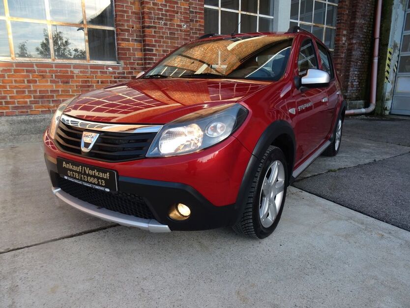 Dacia Sandero 180.000 km 5.950 € München 81249