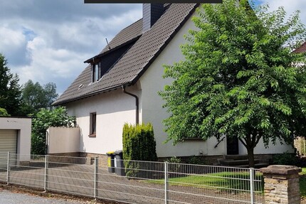 Ein- bis Zweifamilienhaus wartet auf neue Eigentümer 6 zimmer