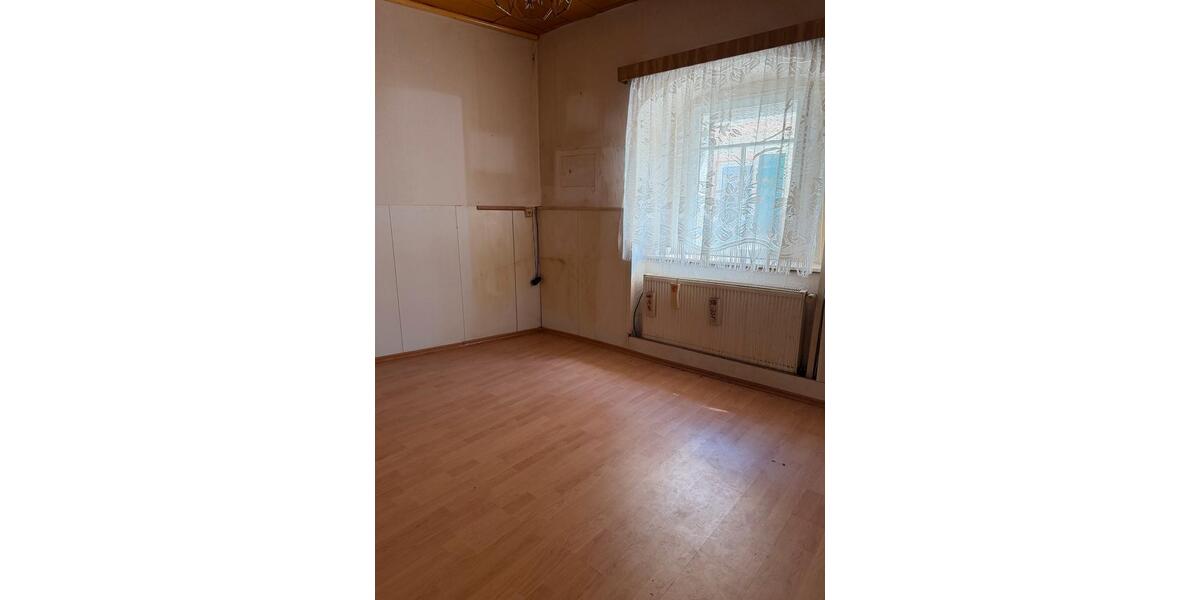 Einfamilienhaus Eisleben (Lutherstadt) - 4 Zimmer, 90 m&sup2;, 92.500&euro; | Angebot:26446763