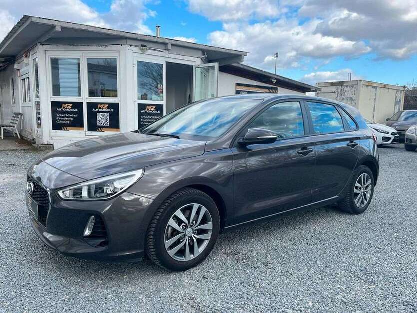 i30