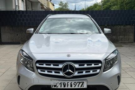 Mercedes-Benz GLA 180 60.000 km 17.800 &euro; München 81479