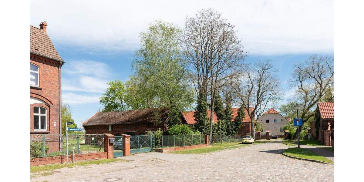 Ohne Käuferprovision! Vermietetes Reihenendhaus auf 3 Etagen. Direkt vom Eigentümer 4 zimmer