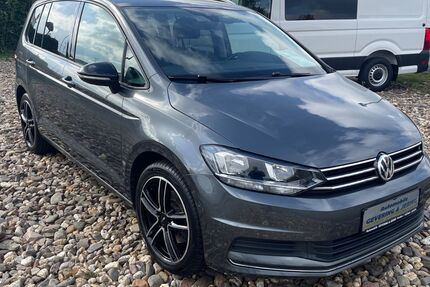 VW Touran 114.100 km 18.450 € Vreden 48691