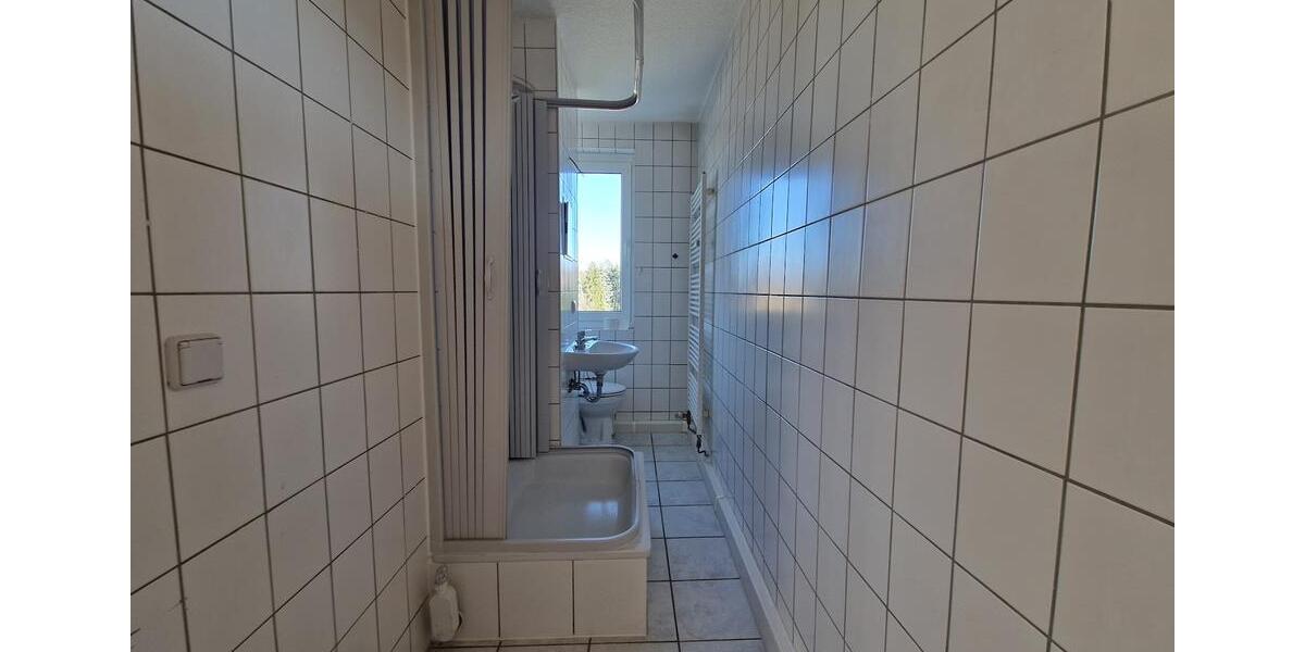 Etagenwohnung Kalbe (Milde) - 2 Zimmer, 48 m&sup2;, 145&euro; | Angebot:25379565