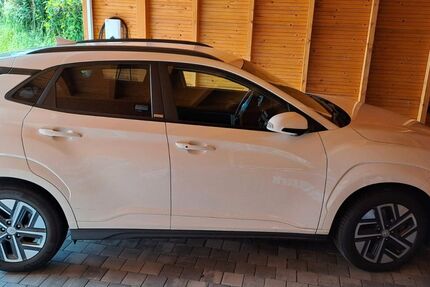 Hyundai KONA Elektro 46.000 km 15.750 &euro; ALLENDORF (EDER) 35108