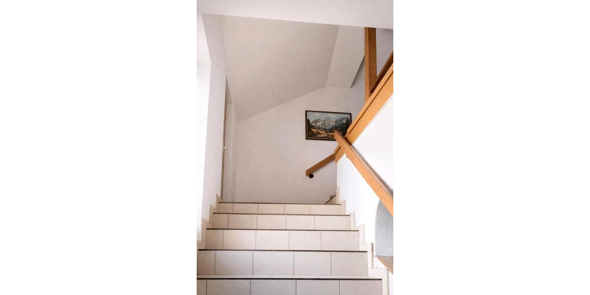 Dachgeschoßwohnung Adorf/Vogtland Vogtland - 2 Zimmer, 62 m&sup2;, 39.690&euro; | Angebot:25429037