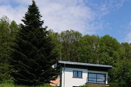 Schicke, modern möblierte Wohnung in Losheim, mitten im Grünen