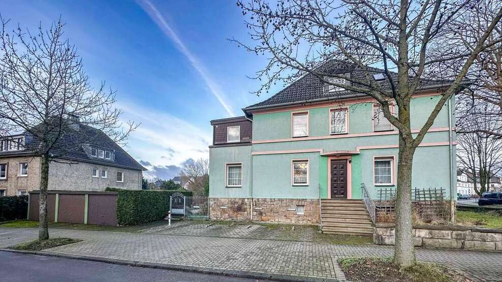 Haus zum Kaufen in Schwerte 699.000 € 274 m²