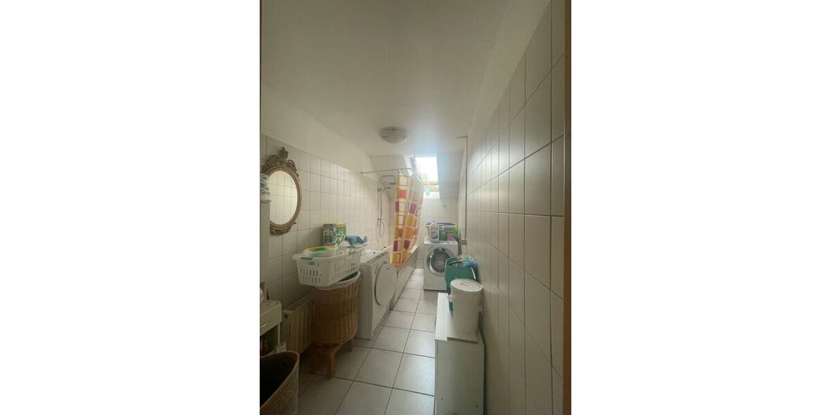 Provisionsfrei* 5-Zimmer Wohnung in Marbach am Neckar - ohne Makler - zum Verkauf - Dachgeschoßwohnung Marbach am Neckar | Angebot:26803576