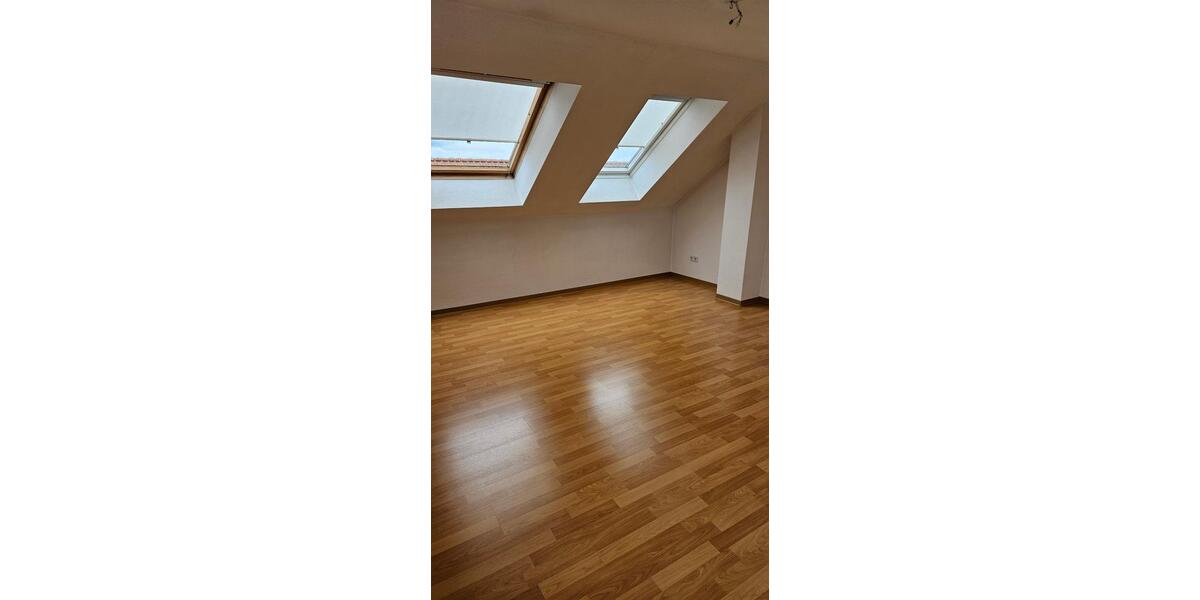 Etagenwohnung Spremberg - 2 Zimmer, 63 m&sup2;, 410&euro; | Angebot:22171840