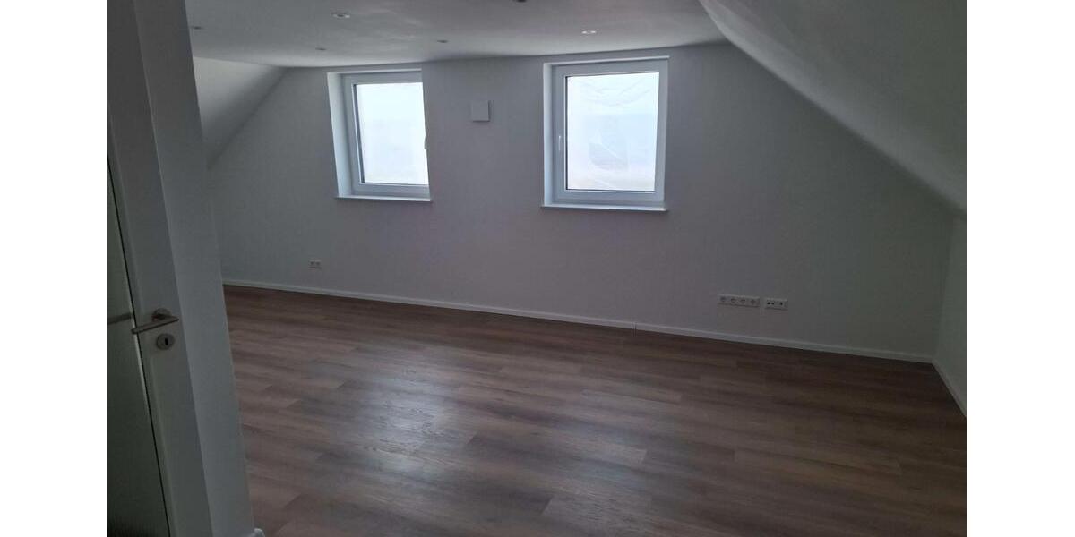 Dachgeschoßwohnung Eggenstein-Leopoldshafen Leopoldshafen - 2 Zimmer, 51 m&sup2;, 720&euro; | Angebot:26040720