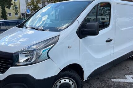 Renault Trafic 124.000 km 10.500 &euro; München 80809