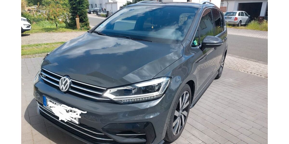 VW Touran 117.000 km 17.700 &euro; Hüttenberg 35625