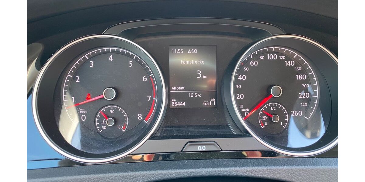 VW Golf 88.444 km 10.450 &euro; Langenberg 33449