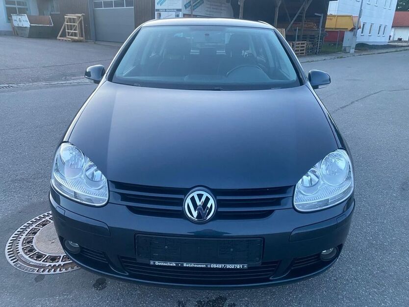 VW Golf 205.000 km 2.099 € Barbing 93092