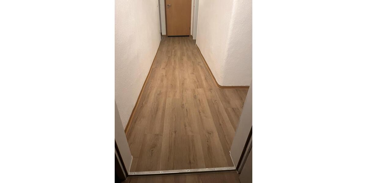 Etagenwohnung Weiden in der Oberpfalz - 3 Zimmer, 89 m&sup2;, 900&euro; | Angebot:25626146