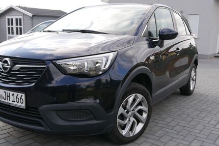 Opel Crossland (X) 107.601 km 11.400 € Berlin 13053