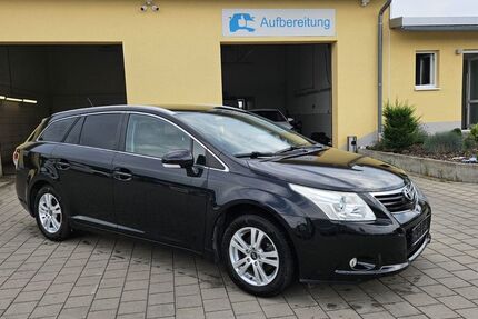 Toyota Avensis 131.000 km 5.990 &euro; Büchenbach 91186