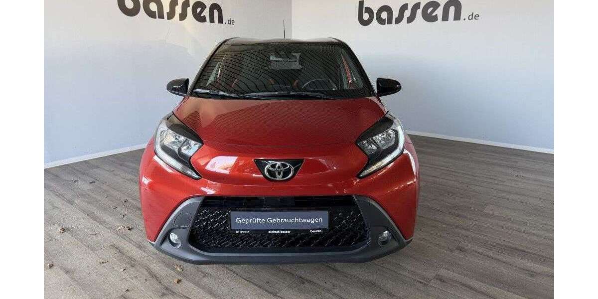 Toyota Aygo X 12.221 km 13.990 &euro; Rotenburg - Wümme 27356