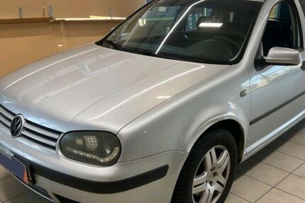 VW Golf 202.541 km 2.999 &euro; Gnoien 17179