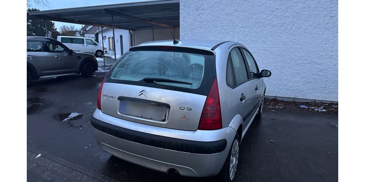Citroen C3 97.000 km 1.500 &euro; Lemgo 32657