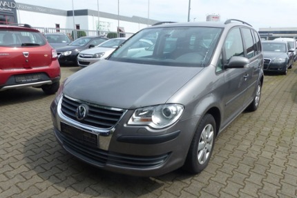 VW Touran 190.000 km 6.700 &euro; Rheinberg 47495