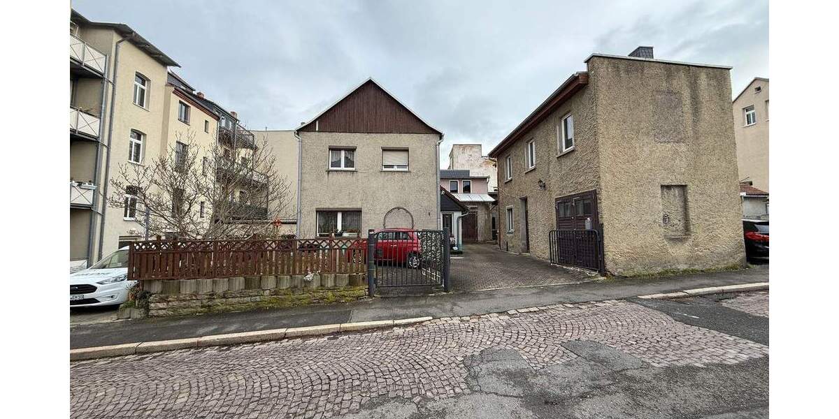 +++ Einfamilienhaus mit möglicher Einliegerwohnung im Zentrum von Eisenberg +++ 6 zimmer