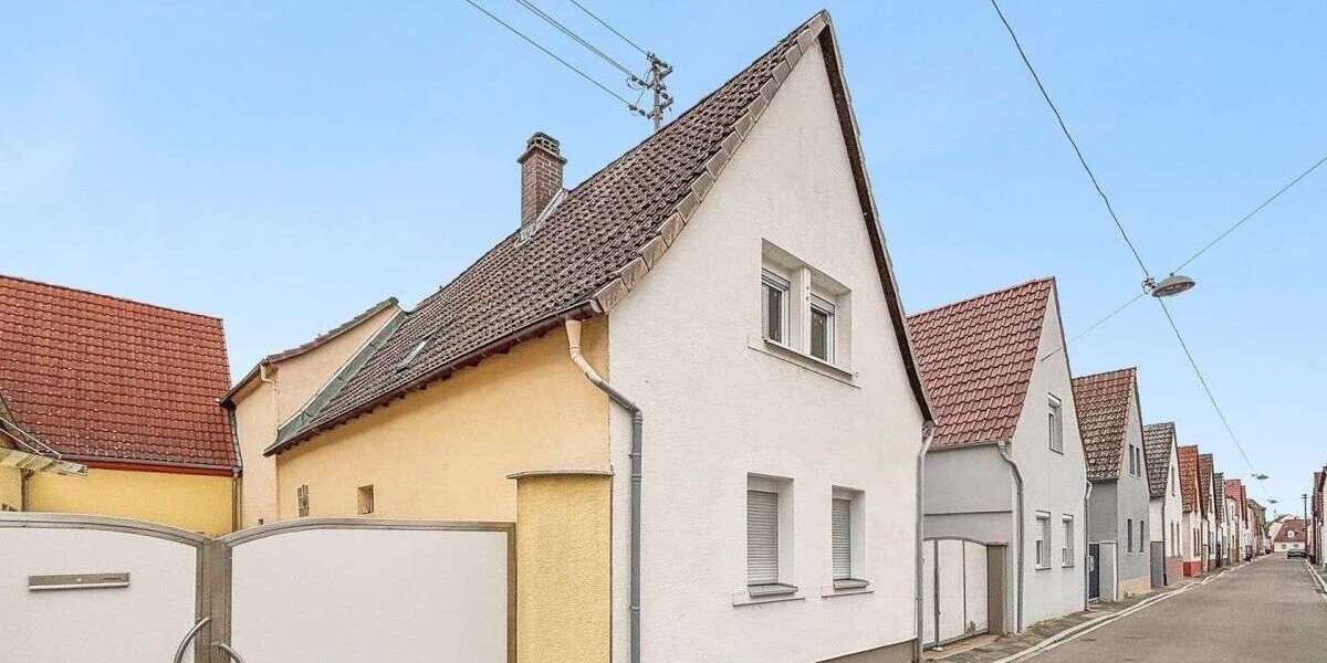 Einfamilienhaus Ludwigshafen am Rhein Rheingönheim - 7 Zimmer, 209 m&sup2;, 384.000&euro; | Angebot:26013512
